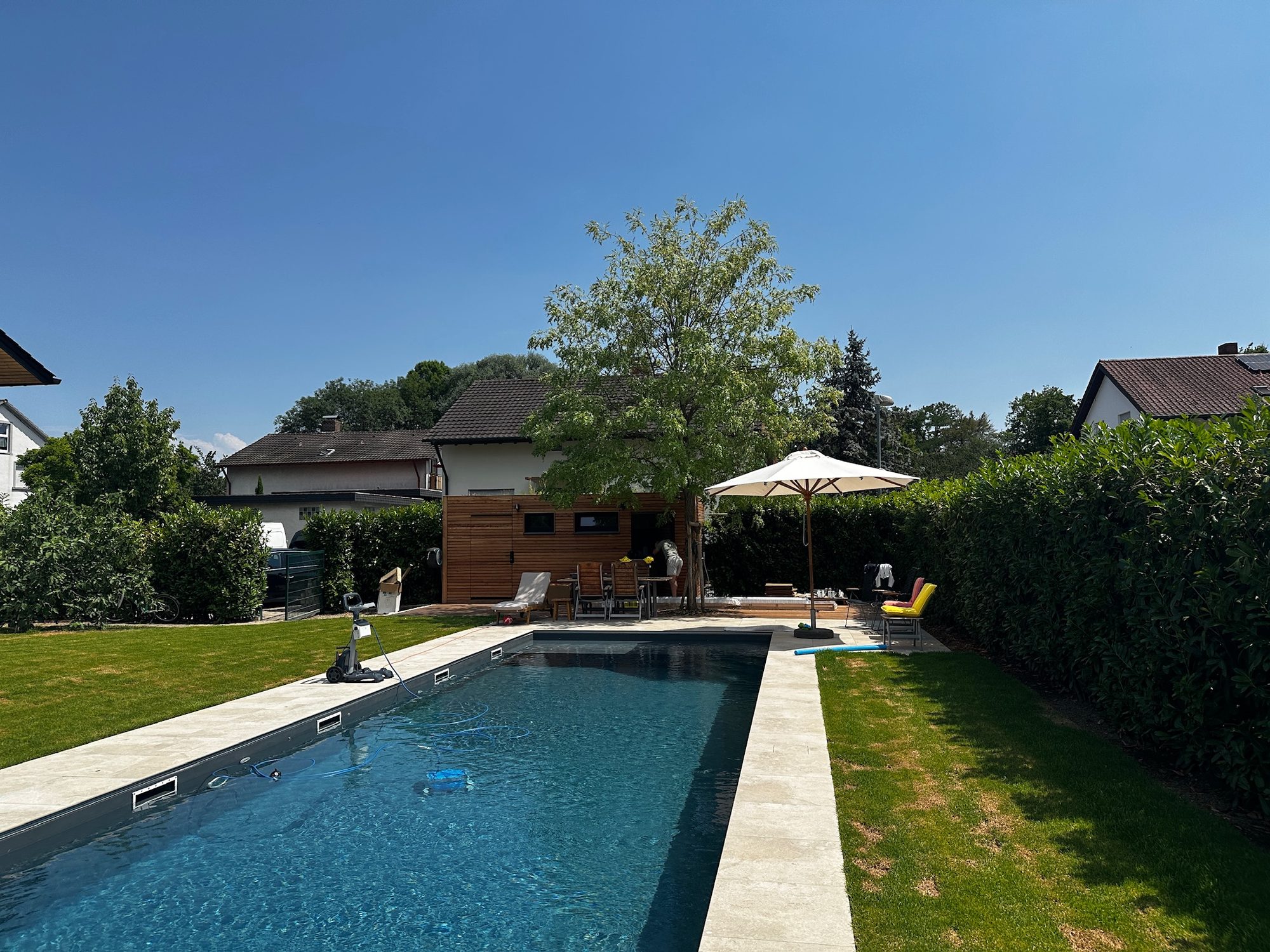 Poolhaus von CONTAIN-US – Bild 3