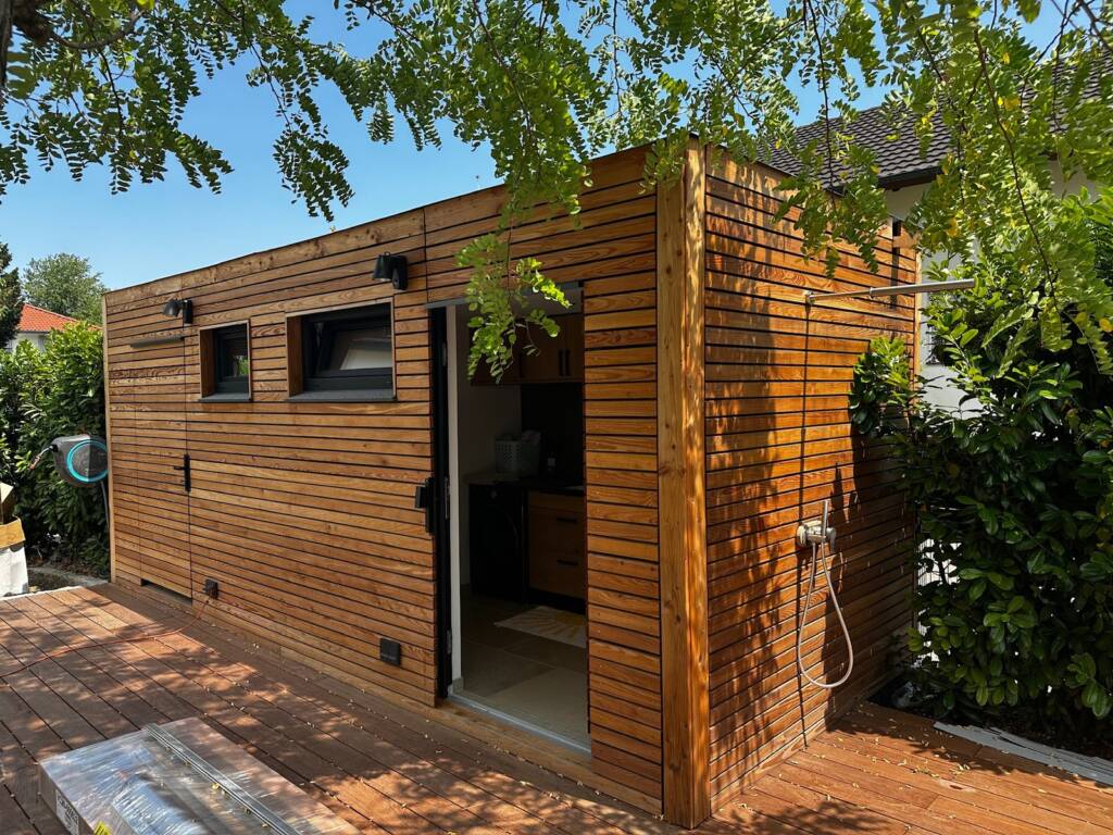Poolhaus von CONTAIN-US